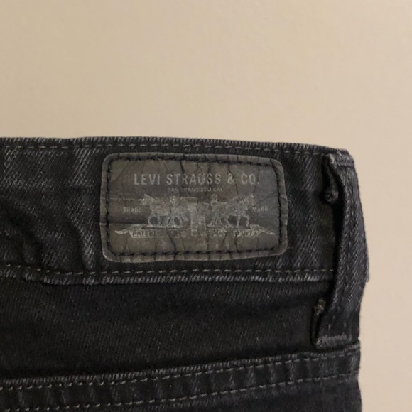 Levi’s Mid Rise Skinny - Picture 6 of 7